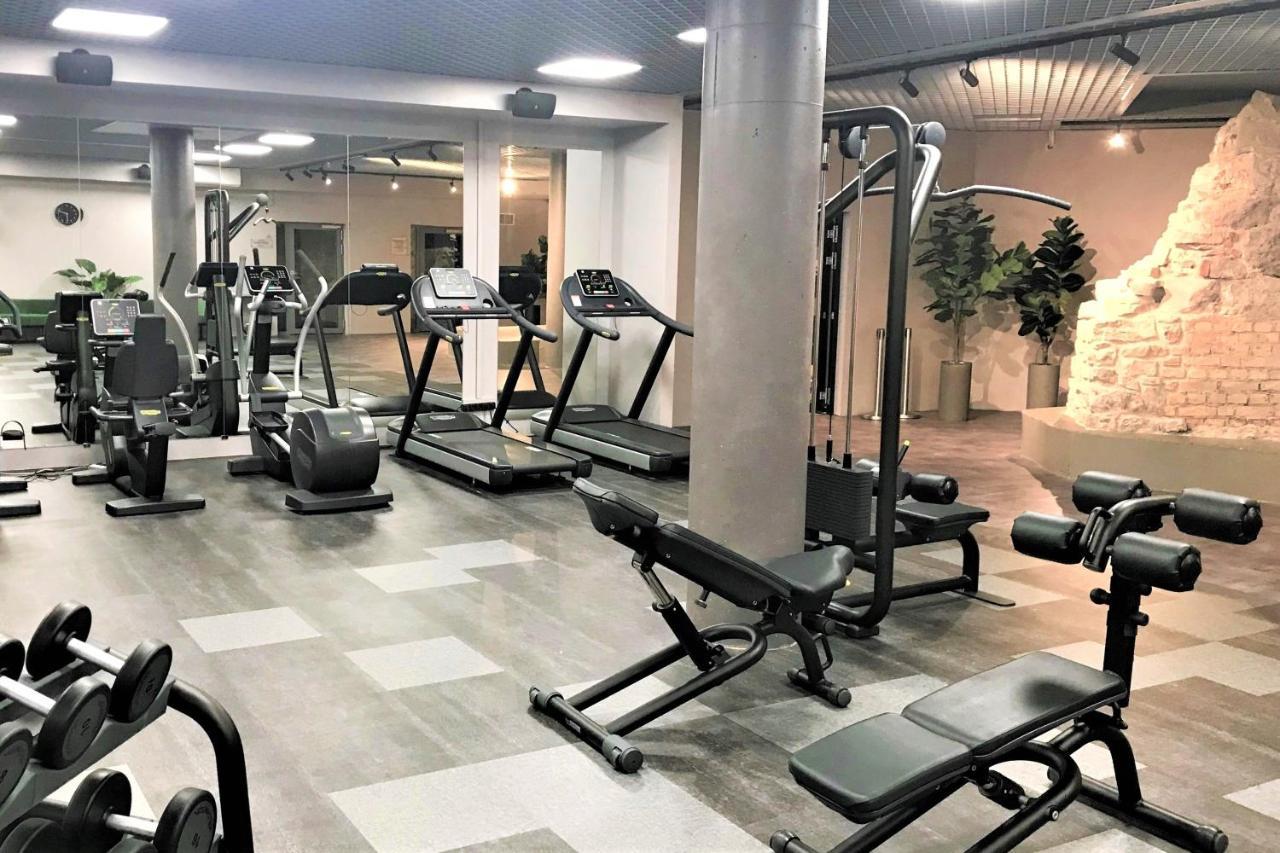 Wellton Riverside Spa Hotel Riga Exterior photo Gym equipment